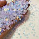 2000 Pieces/50g Snowflakes Party Glitter PVC Confetti for Christmas Table Confetti Glitter for Winter Snowfield Wonderland Xmas Party Supplies DIY Craft Projects Party Decorations