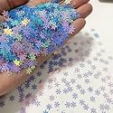 2000 Pieces/50g Snowflakes Party Glitter PVC Confetti for Christmas Table Confetti Glitter for Winter Snowfield Wonderland Xmas Party Supplies DIY Craft Projects Party Decorations