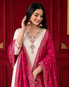 aalo fashoin Embroidered Kurta Trouser Pant