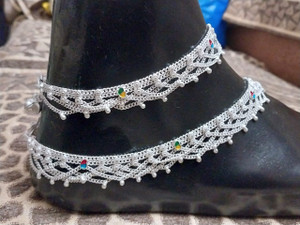 aamna brass anklet