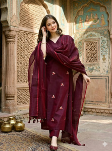 Aatvi Women Kurta Pant Dupatta Set