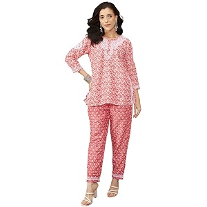 Ada Hand Embroidered Lucknowi Chikankari Muslin Kurta