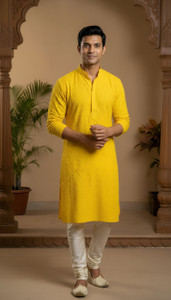 ADHIRAJAN Men Embellished Straight Kurta