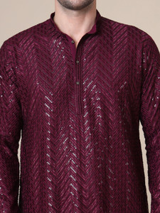 ADHIRAJAN Men Embellished Straight Kurta