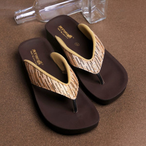 aerowalk Women Slippers