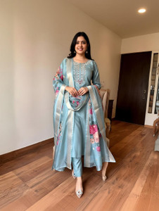 AESTHETIC ENTERPRISE Embroidered Kurta Trouser Pant