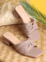 Alishtezia Women Heels