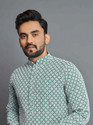 ALMORA Men Embroidered Straight Kurta