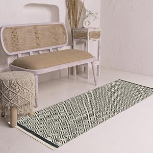 hand woven 100 natural cotton export quality designer rugcarpet bed side runner for bedroomliving room size-2x5 feet or 60 cms x 152 cms black beige diamond