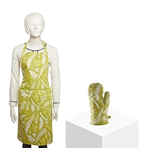 amazon brand - solimo cotton kitchen apron and oven glove set fern green