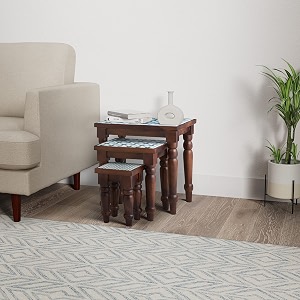 amazon brand - solimo iskat nesting table set of 3 solid sheesham wood natural finish