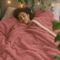 Amazon Brand - Umi Fleece Sherpa Blanket for Winter Single Bed 500GSM, Ultra Super Soft Heavy Winter Quilt Razai for Comfort &amp; Warmth (60X90 Inches, Pink &amp; White)