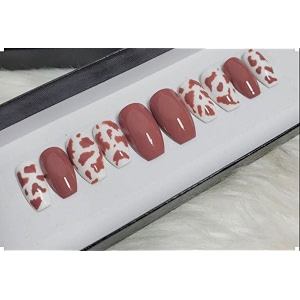 fake nails with glue