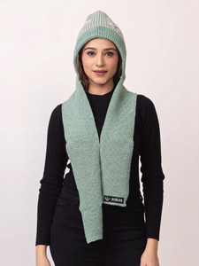 amoldo printed beanie