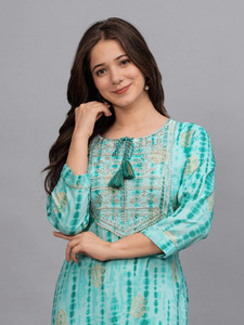 Anmi Embroidered Women Straight Kurta