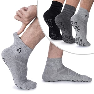 anti-skid socks with grips non slip socks ideal for pilates yoga exercise