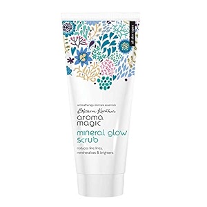 aroma magic mineral glow scrub  exfoliates reduces fine lines brightens amp boosts hydration with beeswax vegetable glycerine lavender tea tree amp rose essential oils all skin type- 100ml