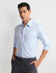 ARROW Men Checkered Formal Light Blue Shirt