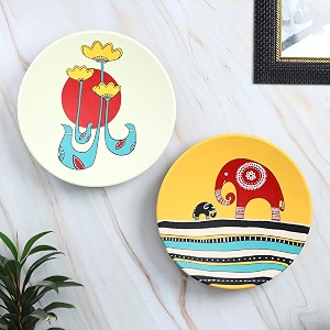 artysta 39natural beauty39 set of 2 handpainted terracotta decorative wall plates decor hanging wall decor wall plates for living room home decoration 95 inch yellow amp cream