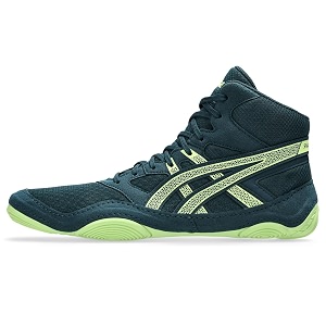 asics men lace up wrestling shoe
