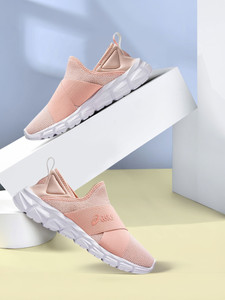 Asics QUANTUM LYTE SLIP-ON Slip On Sneakers
