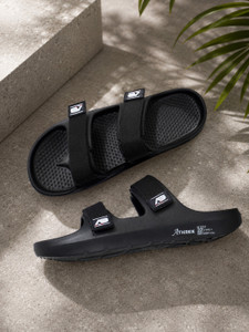 athree men slides