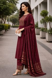 aurbhi Women Kurti Pant Dupatta Set