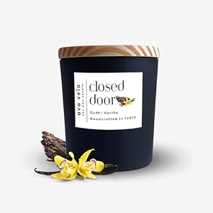 matte black jar soy wax scented candle - fragrance closed door oudh  vanilla - 40hrs burn time