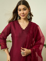 AVANSHEE Women Kurta Pant Dupatta Set