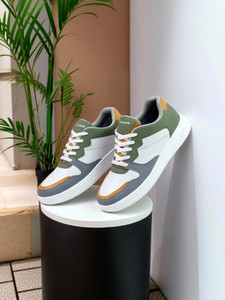 Bacan Trendy Multicolored Casual Sneakers Sneakers For