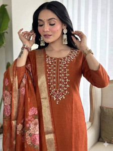 BALAAD CREATION Floral Print Kurta Trouser Pant