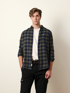 THE BEAR HOUSE Men Checkered Casual Blue