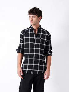 THE BEAR HOUSE Men Slim Fit Checkered