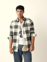 THE BEAR HOUSE Men Slim Fit Checkered