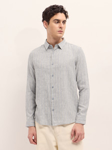 THE BEAR HOUSE Men Slim Fit Striped