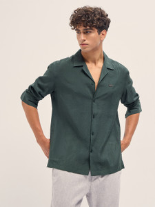 THE BEAR HOUSE Men Solid Casual Green