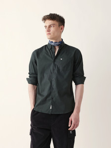 THE BEAR HOUSE Men Solid Casual Green
