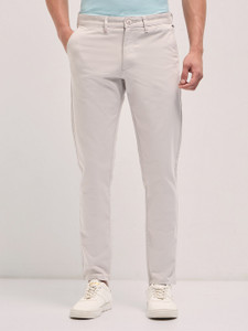 the bear house slim fit men cream trousers