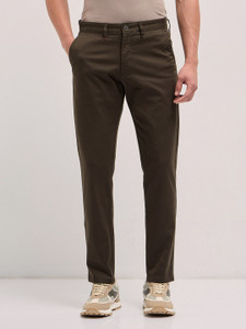 the bear house slim fit men dark green trousers