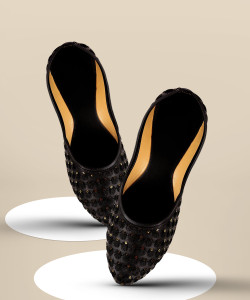 beauty walk jutis for women black  8