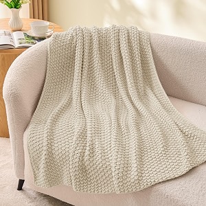 BEDELITE Cozy Chunky Cable Knit Throw Blanket
