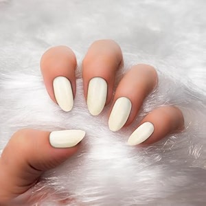 bella monza stick on nails 24 pcs reusable artificial fake nail set reusable and long lasting easy to use fake nails for women39s girls color-cream finish-glitter