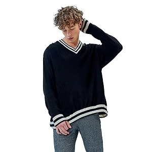 Bewakoof Mens Acrylic Oversized Fit Sweater