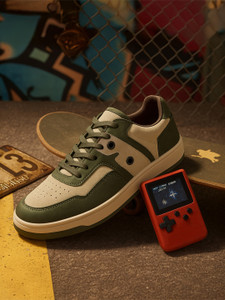 BEWAKOOF RetroMix Groove Color Block Low Top