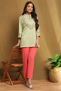 BIBA Women Printed Straight Kurta