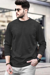 BLIVE Solid Men Round Neck Black T-Shirt