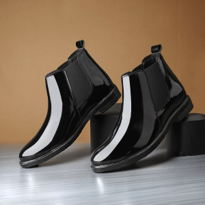 BLOMAX synthetic patent leather elastic side panels