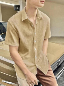 bluematrix men regular fit solid spread collar casual shirt