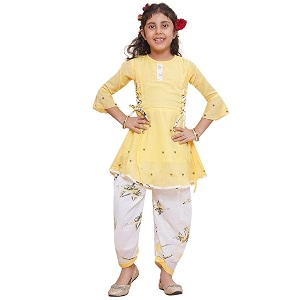 Blushup Girls Floral Printed Rayon Ethnic Wear