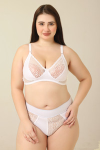 body figure lingerie set